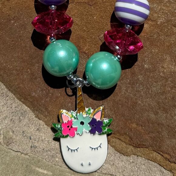Unicorn pastel colored bubble gum necklace EUC - Picture 2 of 8
